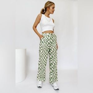 VRG GRL NY Heat Check Pants - Size AU 6 / US 4